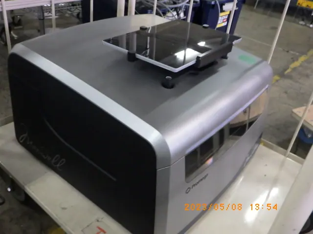 Promega Maxwell(R)RSC 48 System 外観写真(1/2)