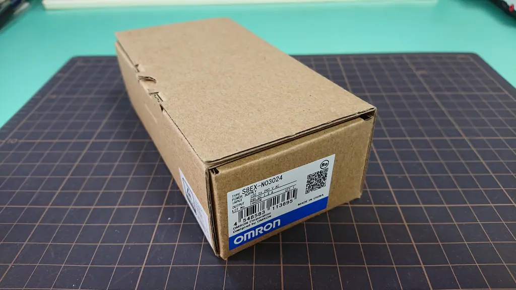 オムロン Omron S8EX-N03024 銘板写真(2/2)