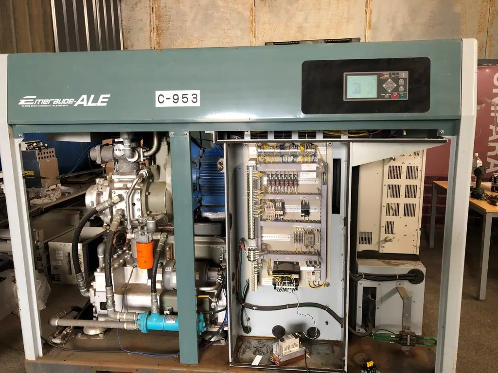 神戸製鋼 コベルコ ALE75CW-5VM 外観写真(1/2)