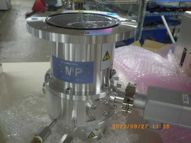島津製作所 Shimadzu TMP-203LM 外観写真(1/2)
