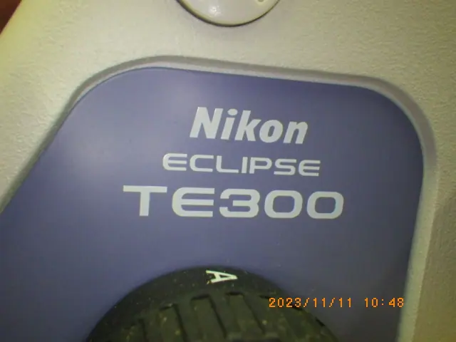 ニコン Nikon ECLIPSE TE300 銘板写真(2/2)