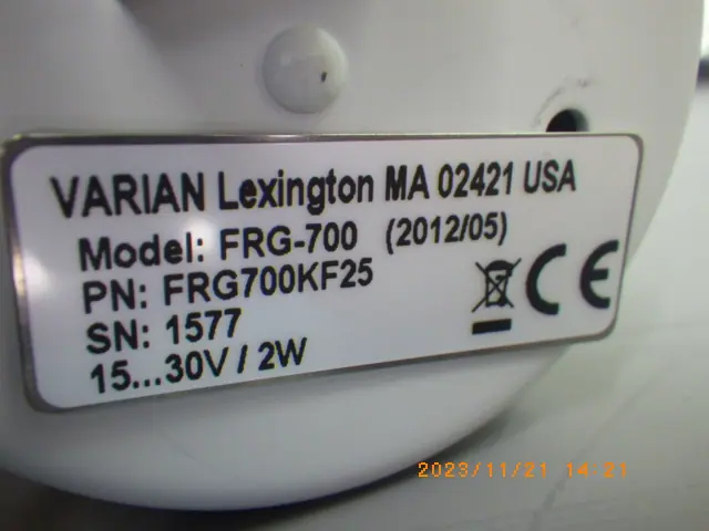 バリアン Varian FRG-700 銘板写真(2/2)