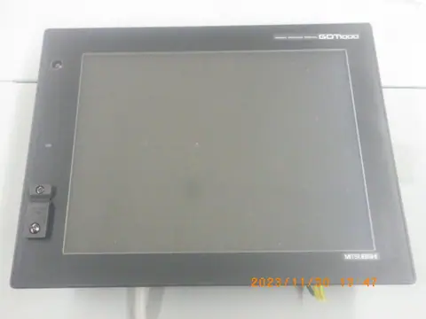 GT1585-STBA(三菱電機 Mitsubishi)の中古在庫写真