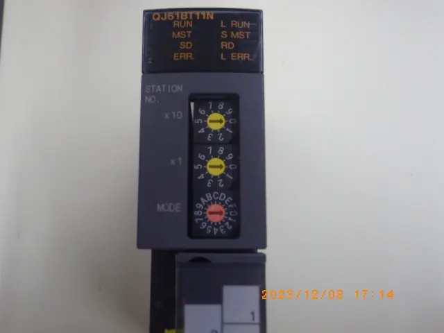 三菱電機 Mitsubishi QJ61BT11N 外観写真(1/2)