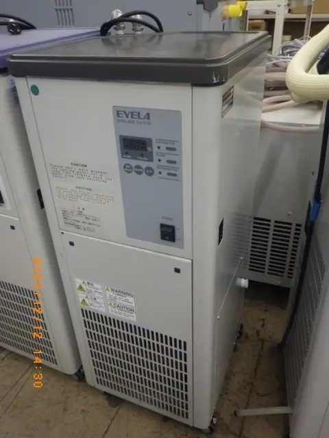 東京理化器械 Eyela CA-1110 外観写真(1/2)