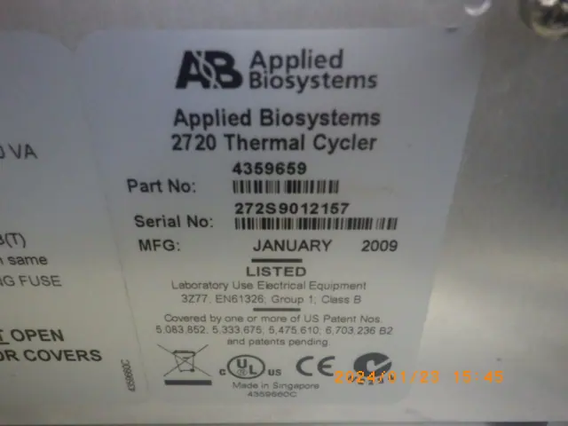 Applied Biosystems 2720 銘板写真(2/2)