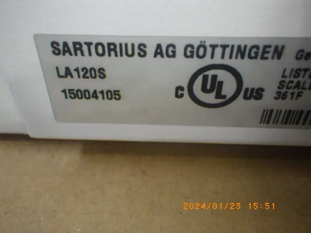 ザルトリウス Sartorius LA120S 銘板写真(2/2)