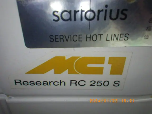 ザルトリウス Sartorius RC250S 銘板写真(2/2)