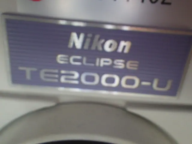 ニコン Nikon TE2000U 銘板写真(2/2)