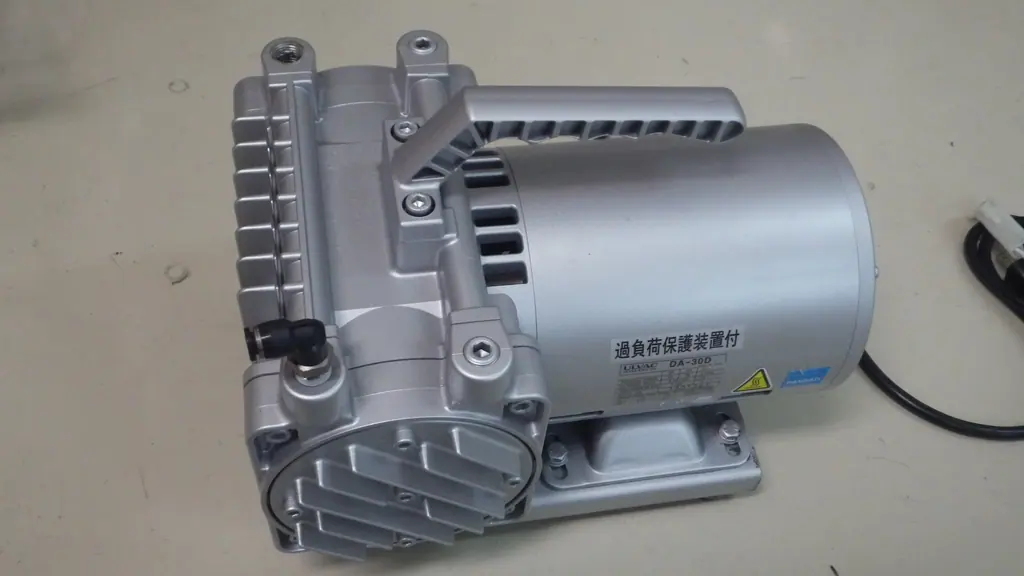 アルバック Ulvac DA-30D 外観写真(1/2)