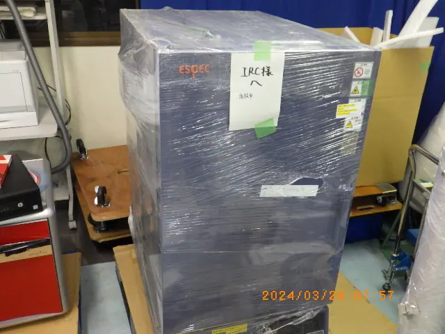 エスペック Espec LHU-123 外観写真(1/2)