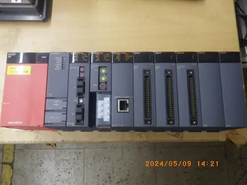 シーケンサー（三菱電機 Mitsubishi）の中古在庫写真