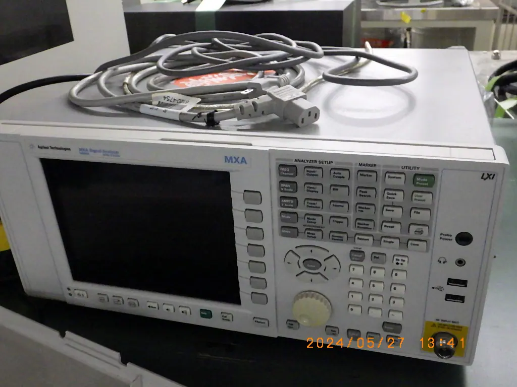 キーサイト(HP/アジレント) Keysight MXA N9020A 外観写真(1/2)