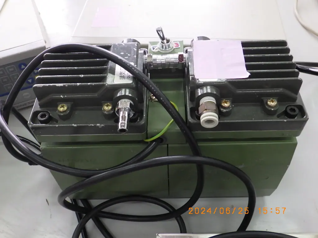 アルバック Ulvac DA-20D 外観写真(1/2)