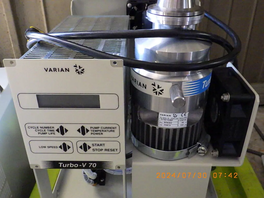 バリアン Varian TV70D 外観写真(1/2)
