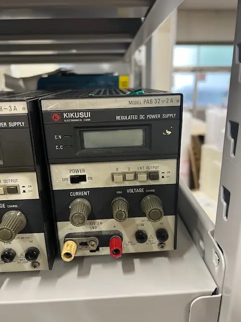 菊水電子工業 Kikusui PAB32-2A 外観写真(1/2)