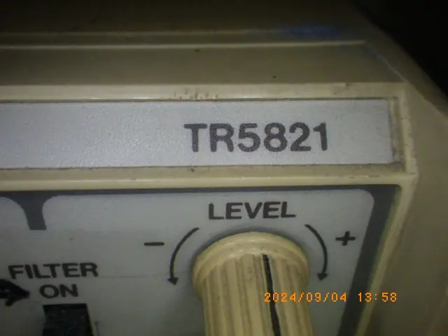 アドバンテスト/ADC Advantest TR5821 銘板写真(2/2)
