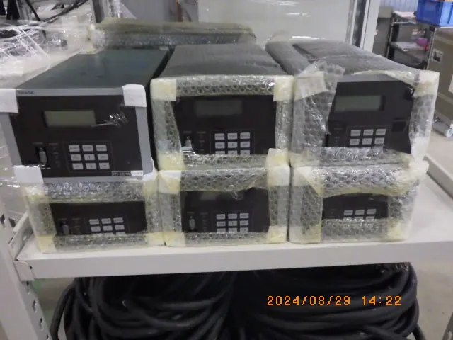 アルバック Ulvac UTM3301FW/D3A 銘板写真(2/2)