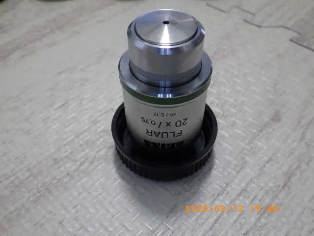 カールツァイス Zeiss FLUAR 外観写真(1/2)