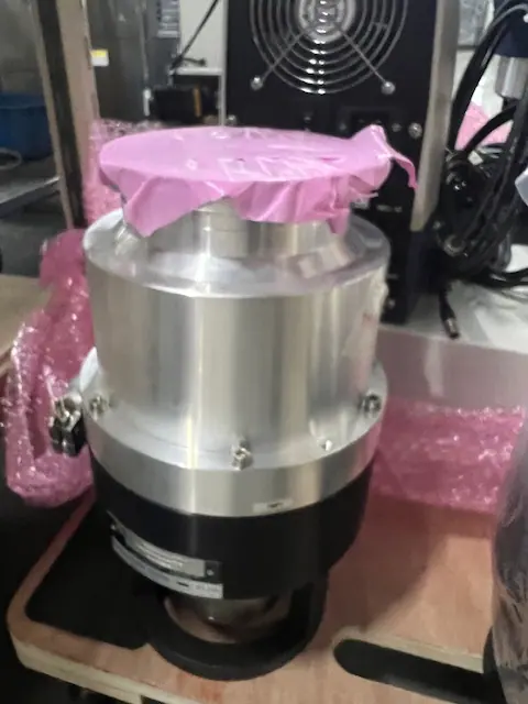 ライボルト Leybold TURBOVAC 340M 外観写真(1/2)