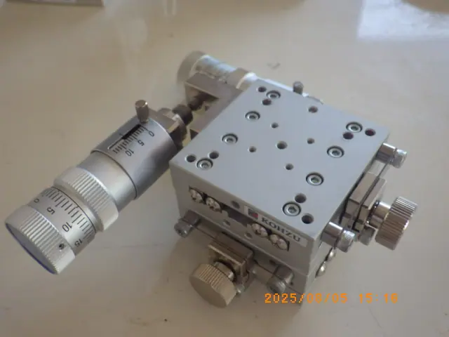 神津精機 YM05A-S3-CL 外観写真(1/2)