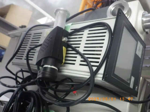 ライボルト Leybold THERMOVAC TM21/TR211 外観写真(1/2)