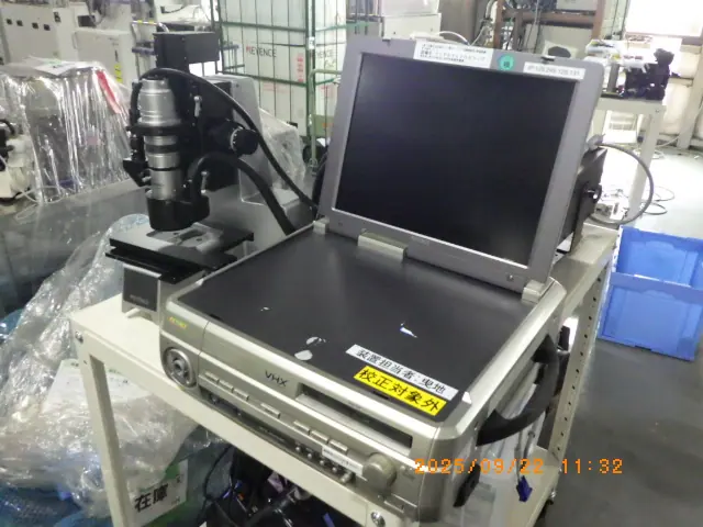 キーエンス Keyence VHX-200 外観写真(1/2)