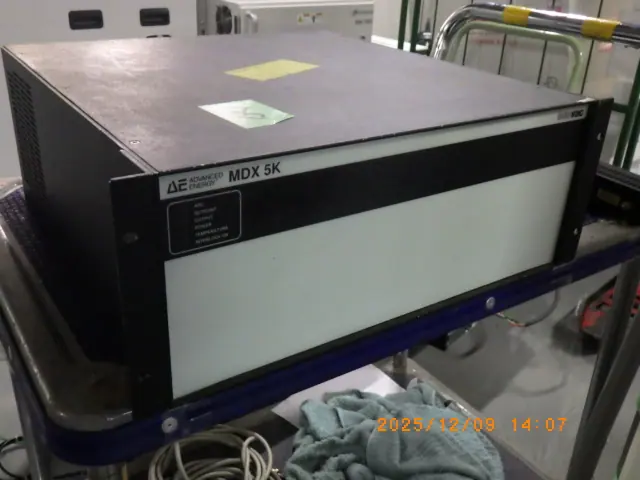 アドバンスドエナジー AE MDX-5K M/N3152011-054H 外観写真(1/9)
