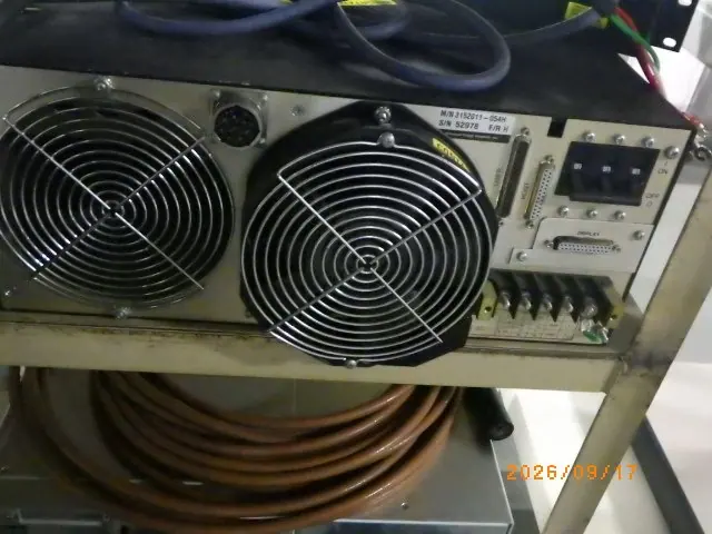 アドバンスドエナジー AE MDX-5K M/N3152011-054H 外観写真(3/9)