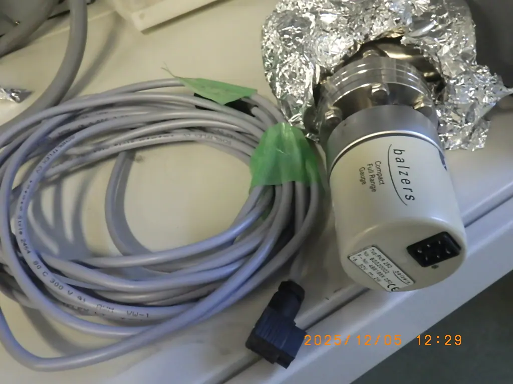 バルザース（Balzers） PKR250（電離真空計）の当社取扱品