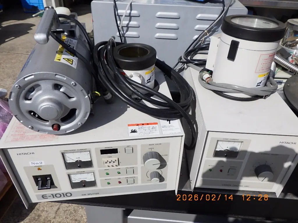 日立 Hitachi E-1010 外観写真(1/2)