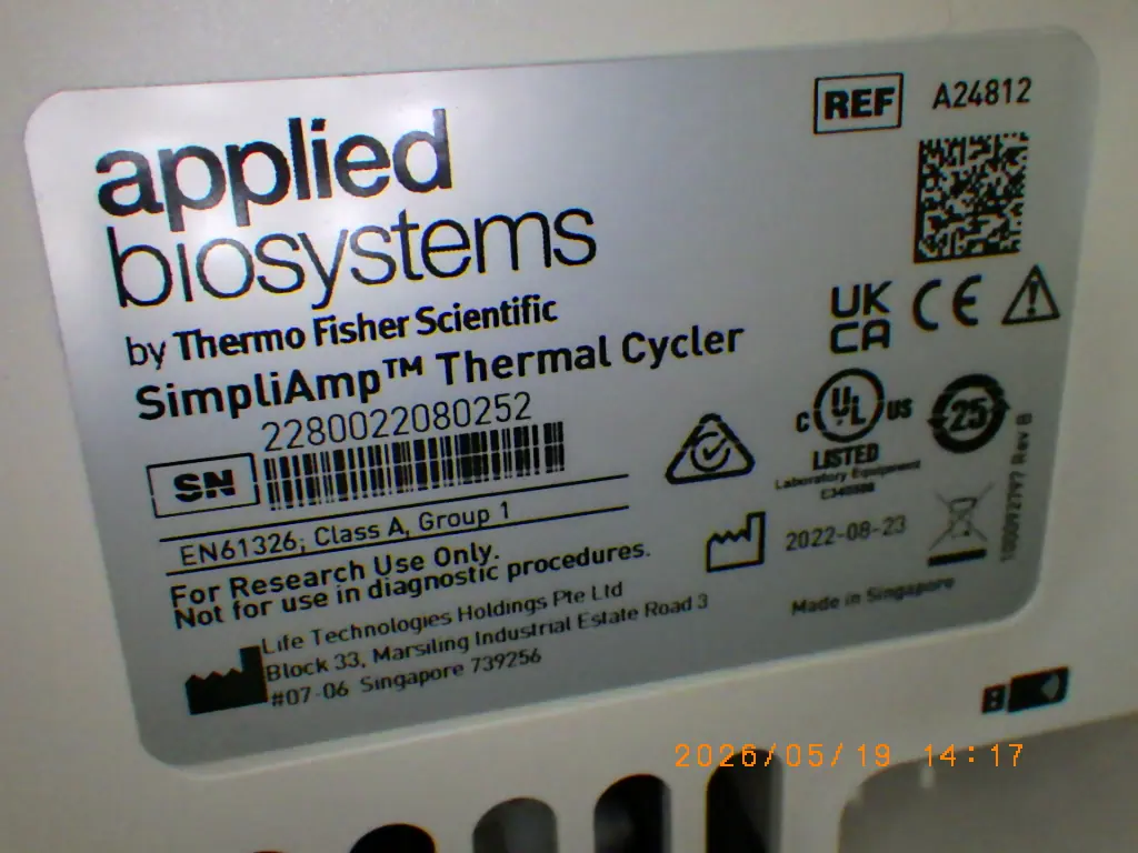 サーモフィッシャーサイエンティフィックThermo Fisher Simpliamp 銘板写真(2/2)