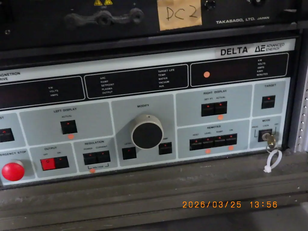 アドバンスドエナジー AE MDX(3152011-056E) 外観写真(1/2)