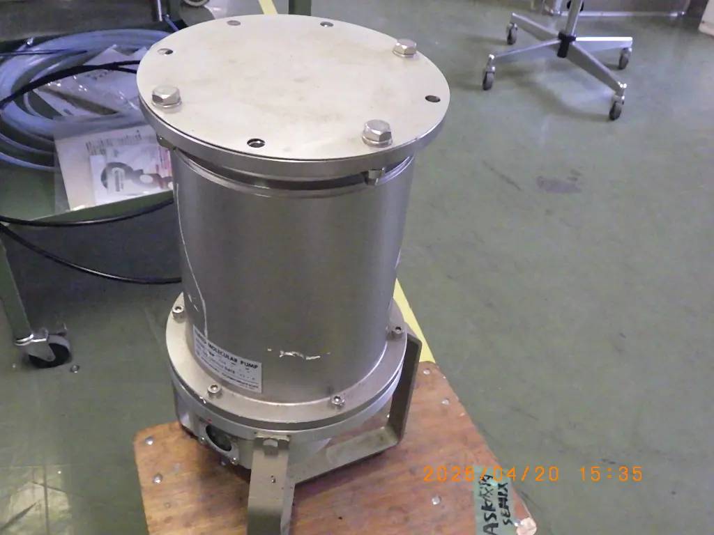 島津製作所 Shimadzu TMP550-L 外観写真(1/2)