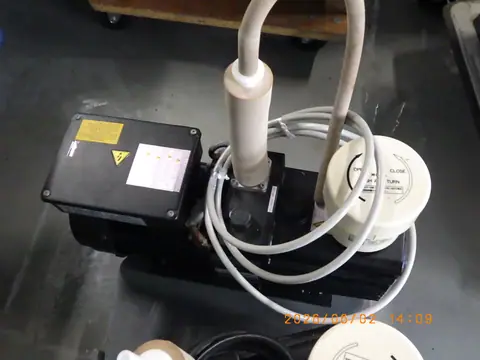 GLD-137C(アルバック Ulvac)の中古在庫写真