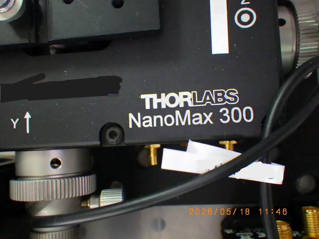 THORLABS NanoMax 300 銘板写真(2/2)