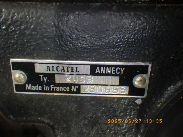 アルカテル Alcatel 2033 銘板写真(2/2)