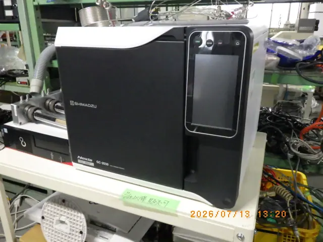 島津製作所 Shimadzu GC2030AF 外観写真(1/2)